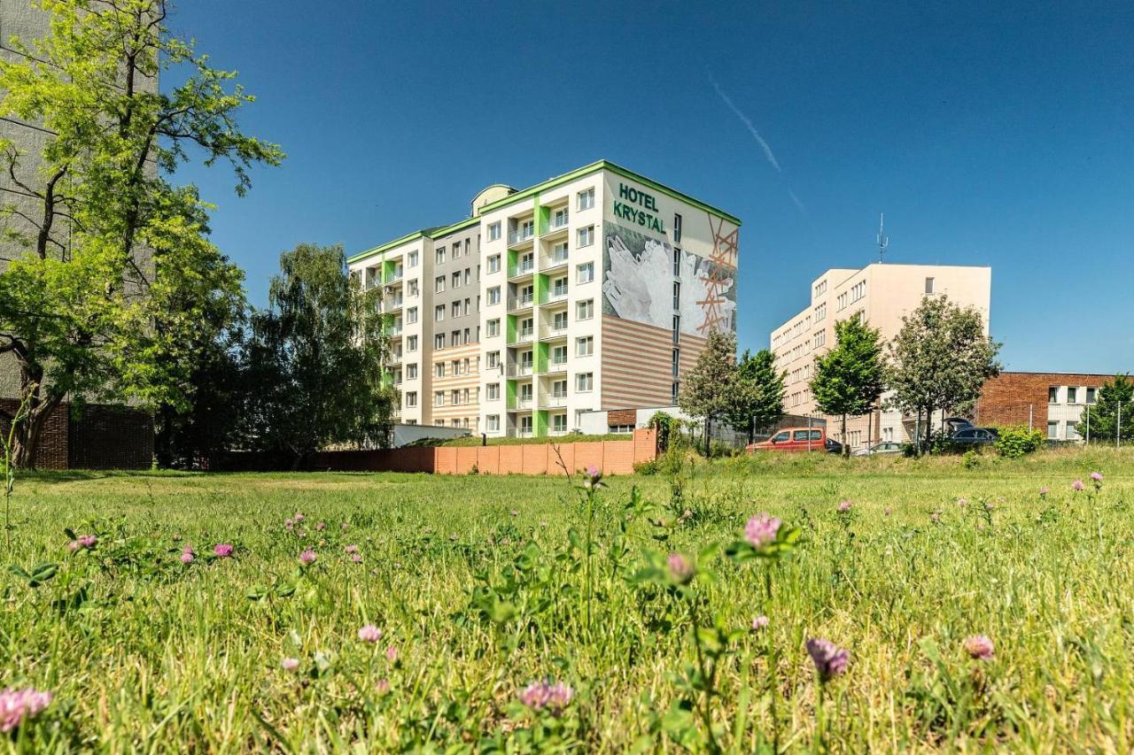 Hotel Krystal Hodonín Exterior foto